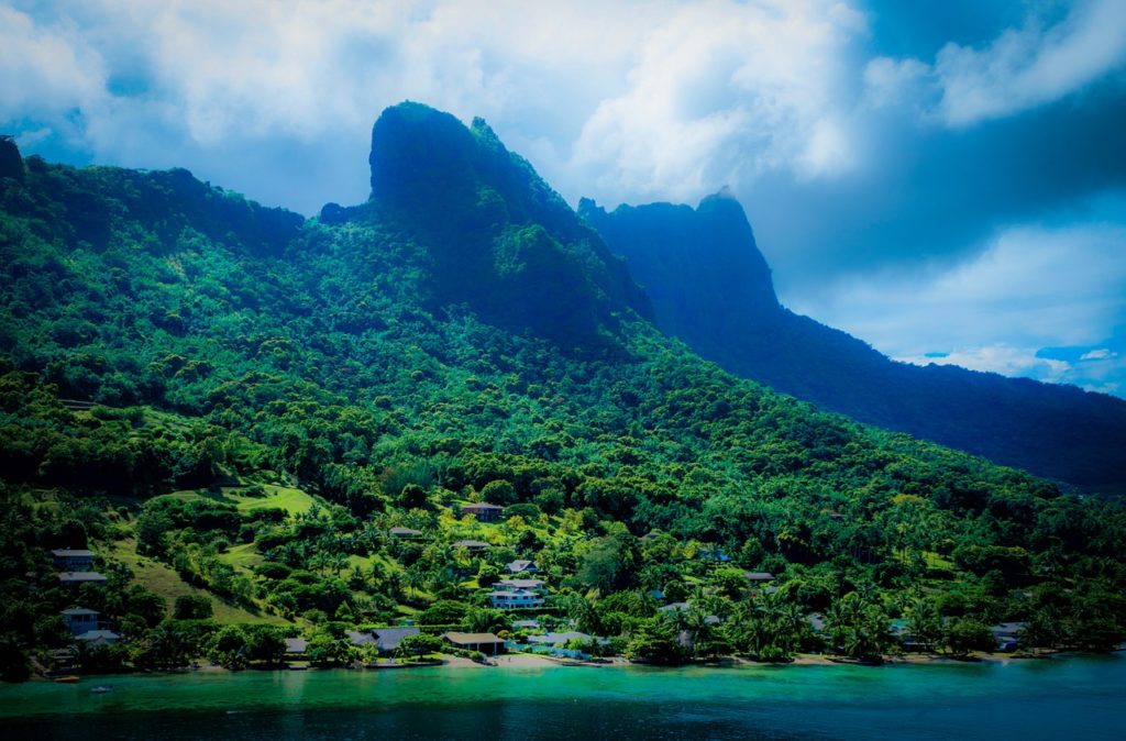 moorea-french-polynesia-tropical