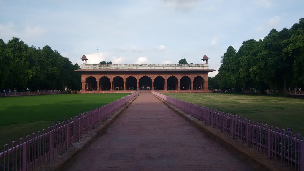 red-fort-diwan-i-aam-monuments