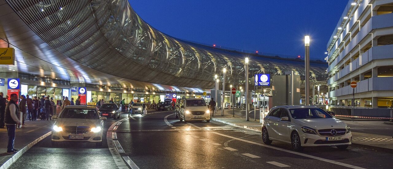 airport taxi